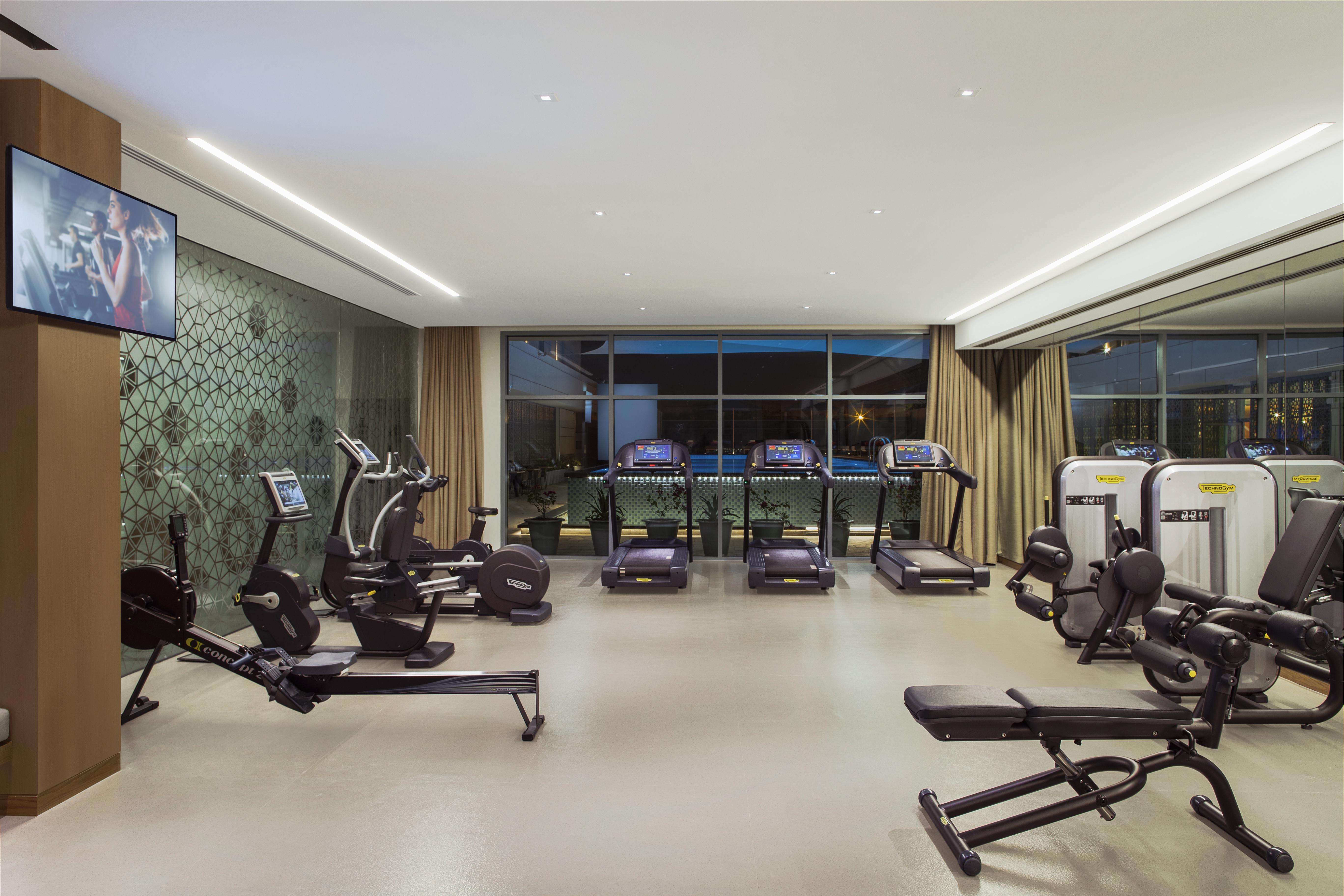 Novotel Muscat Airport Eksteriør bilde