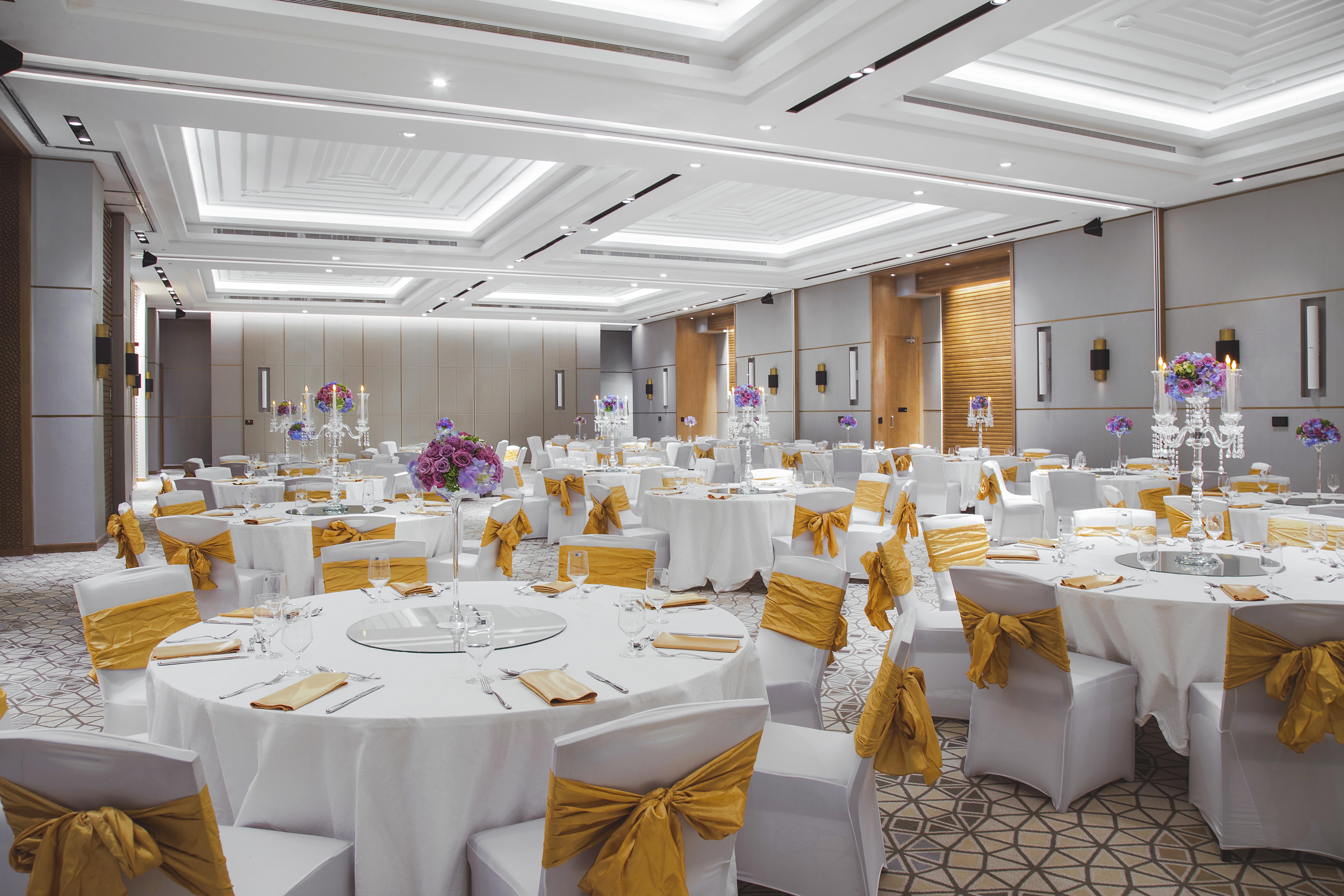 Novotel Muscat Airport Eksteriør bilde